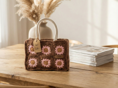 Ručně háčkovaná kabelka Rosé Daisy – Originální český handmade